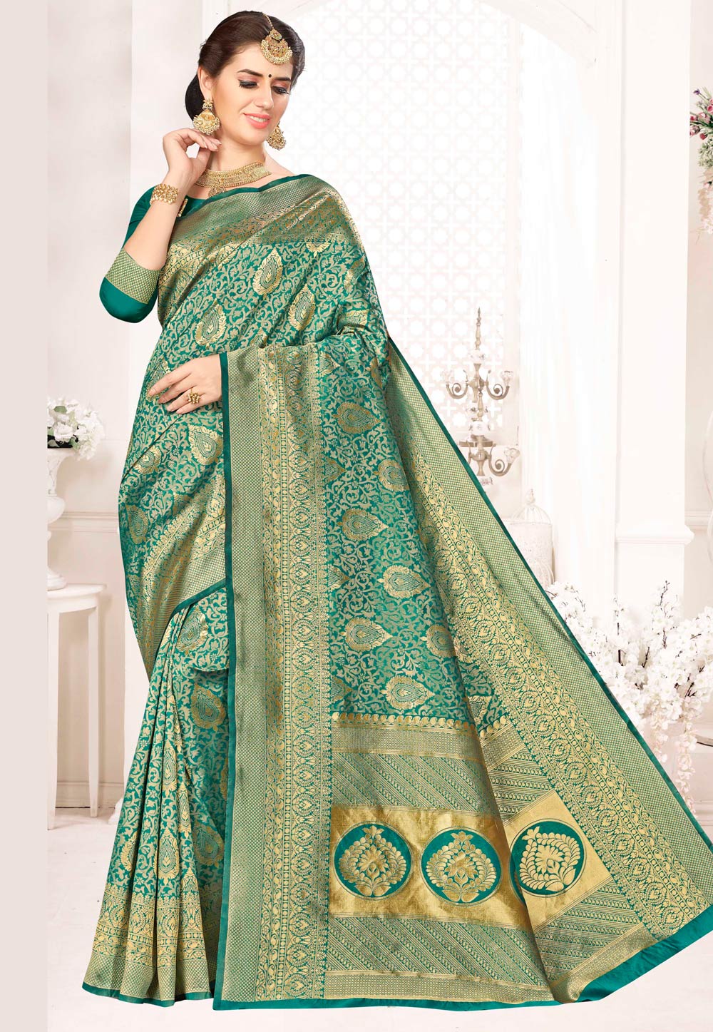Green Banarasi Silk Saree With Blouse 220134