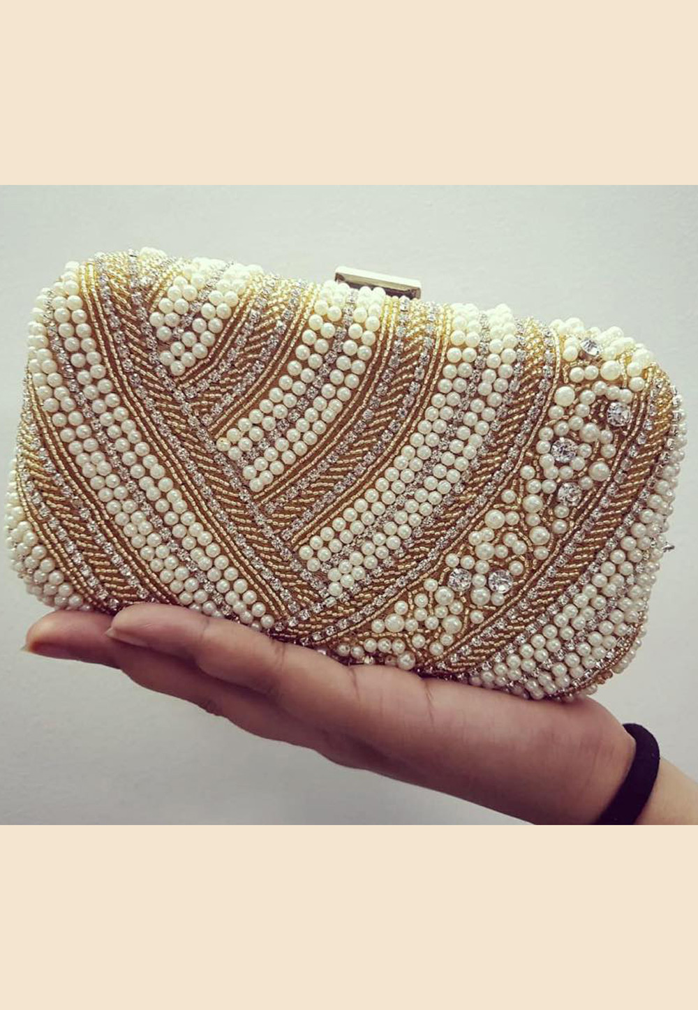White Synthetic Embroidered Clutch 188325