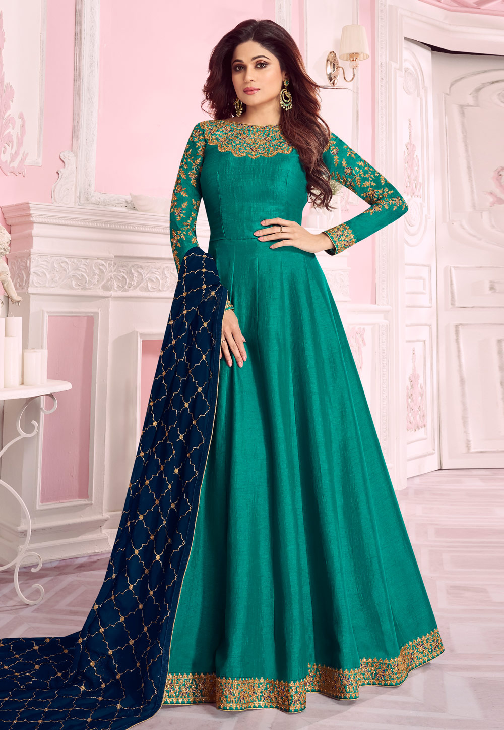 Shamita Shetty Sea Green Silk Embroidered Floor Length Anarkali Suit 180078
