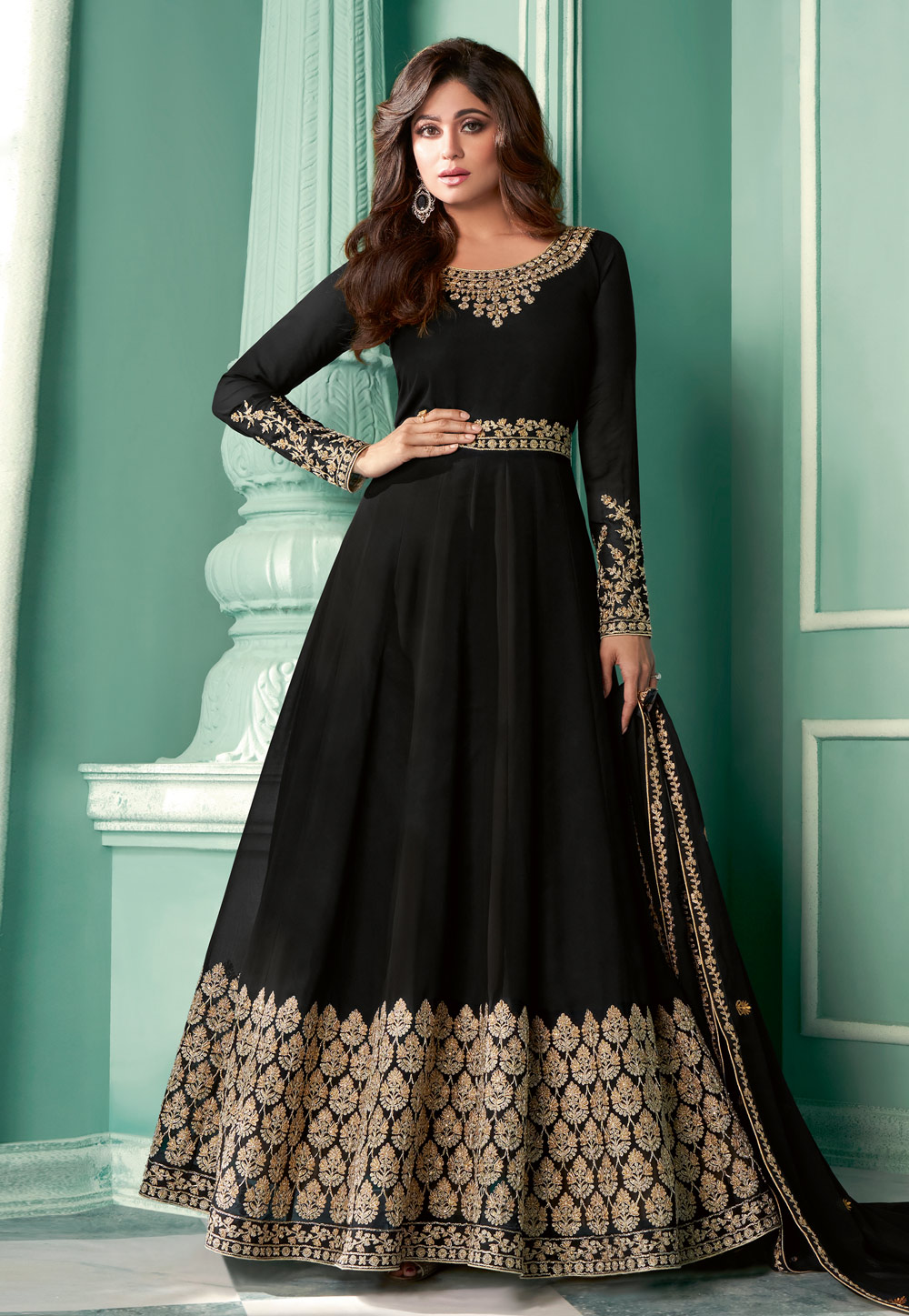 Shamita Shetty Black Georgette Long Anarkali Suit 222163