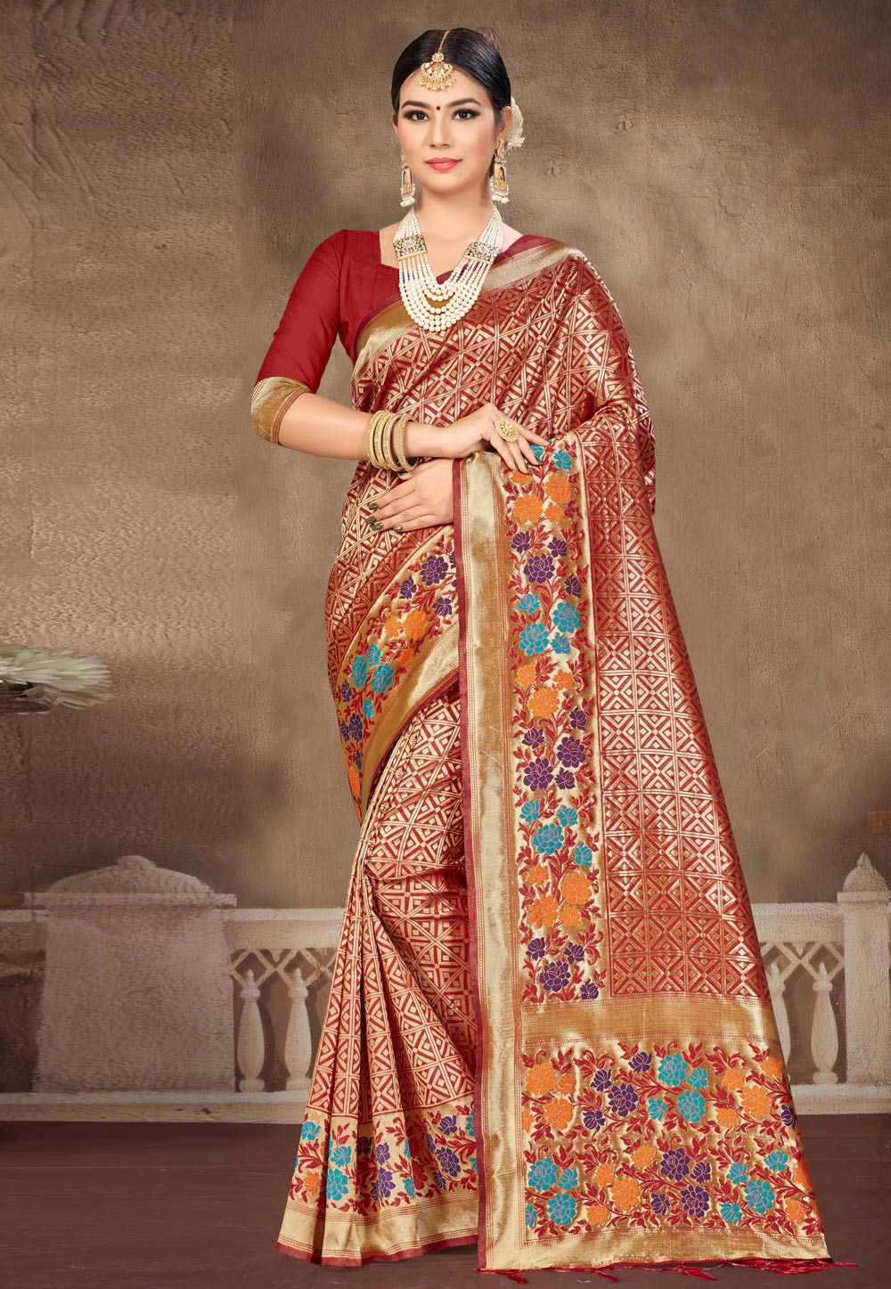 Maroon Banarasi Silk Saree With Blouse 220128