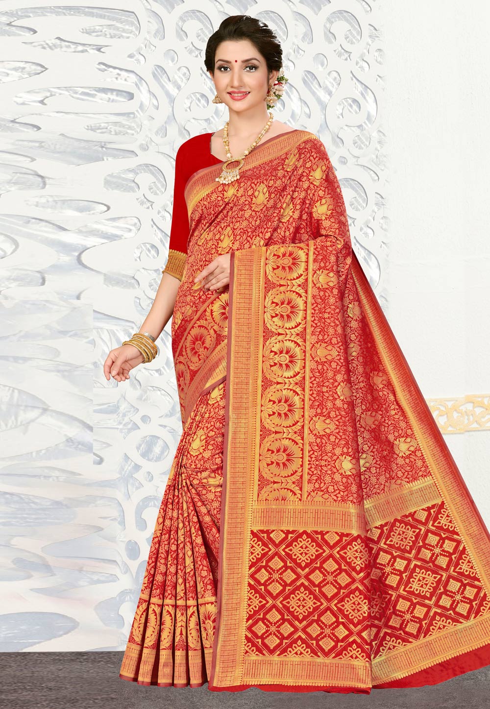 Red Banarasi Silk Saree With Blouse 220118