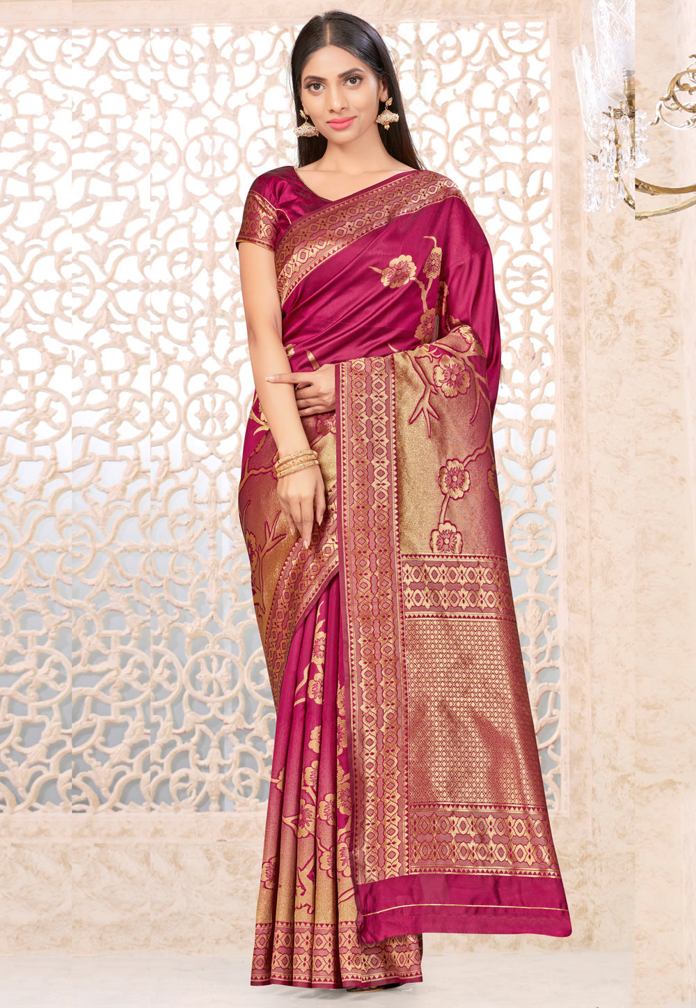 Magenta Banarasi Silk Saree With Blouse 220213