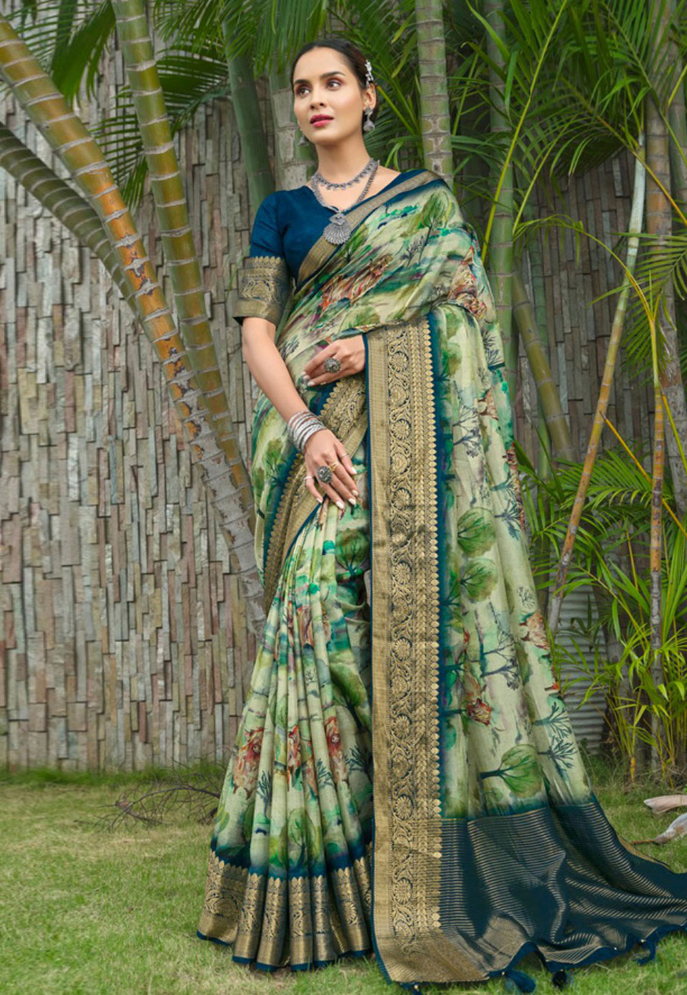 Light Green Silk Saree With Blouse 275876