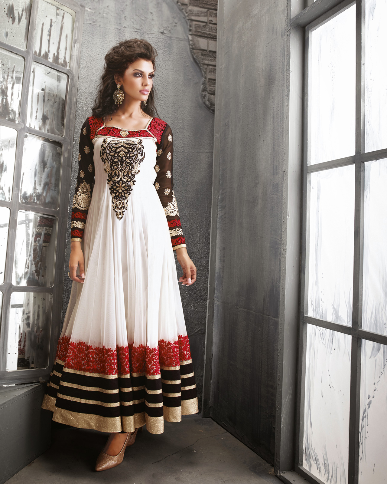 Black and white anarkali dress hotsell