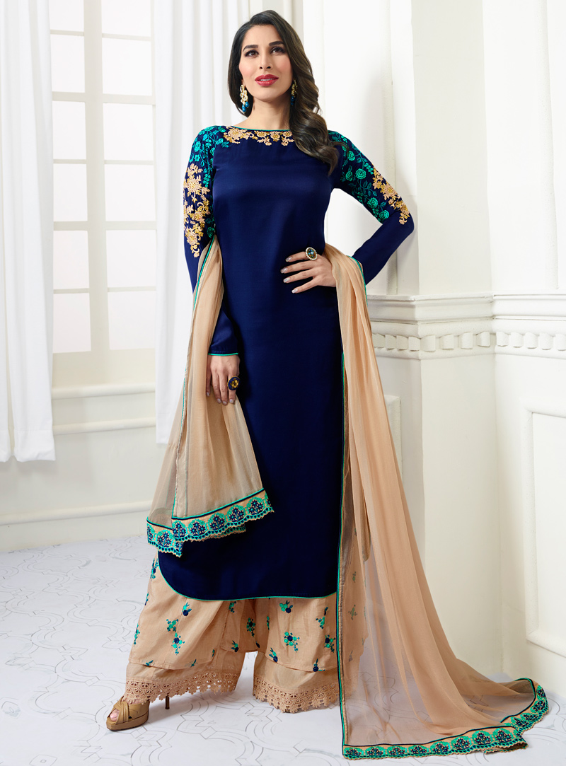 Sophie Choudry Navy Blue Satin Pakistani Style Suit 121817