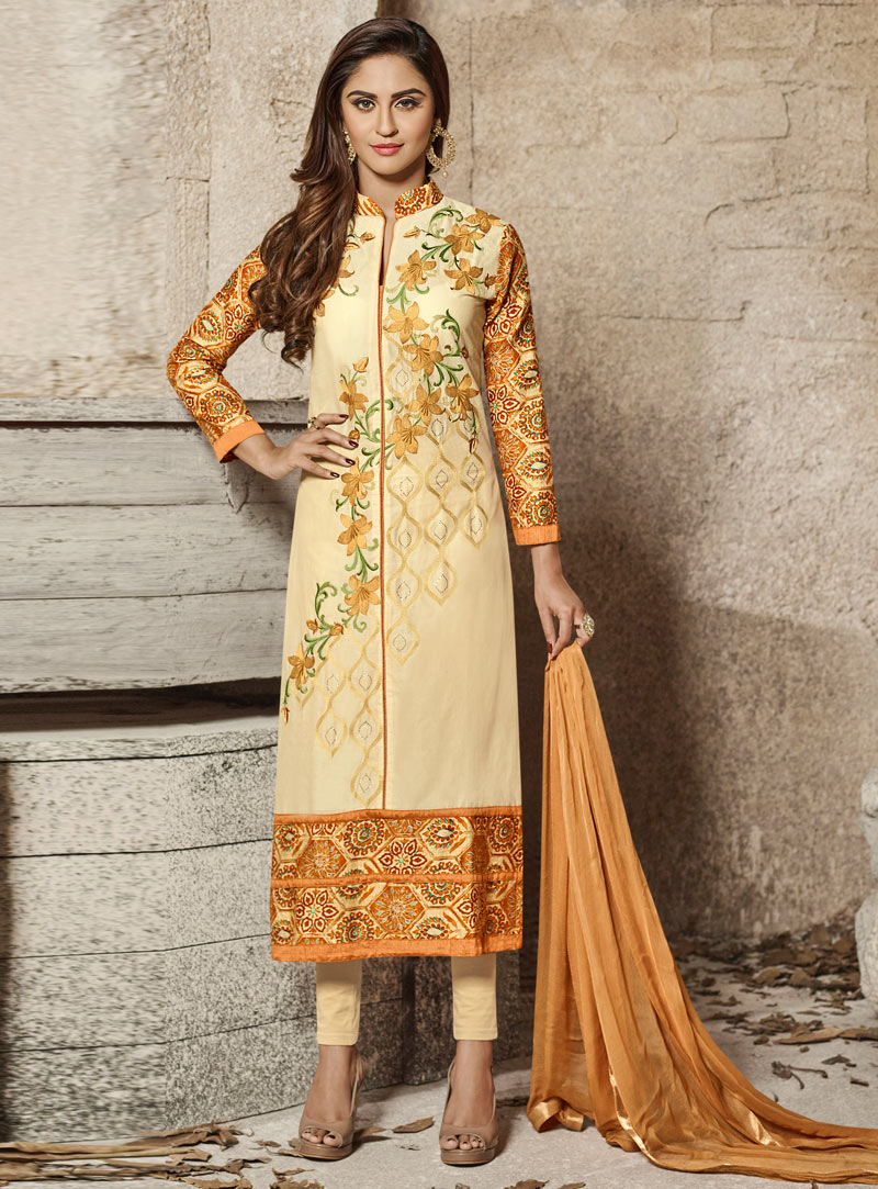 Krystle Dsouza Cream Cotton Pakistani Style Suit 104546