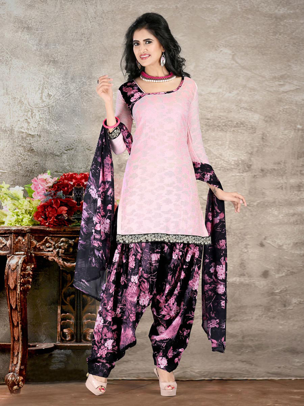 Light Pink Cotton Punjabi Suit 44933