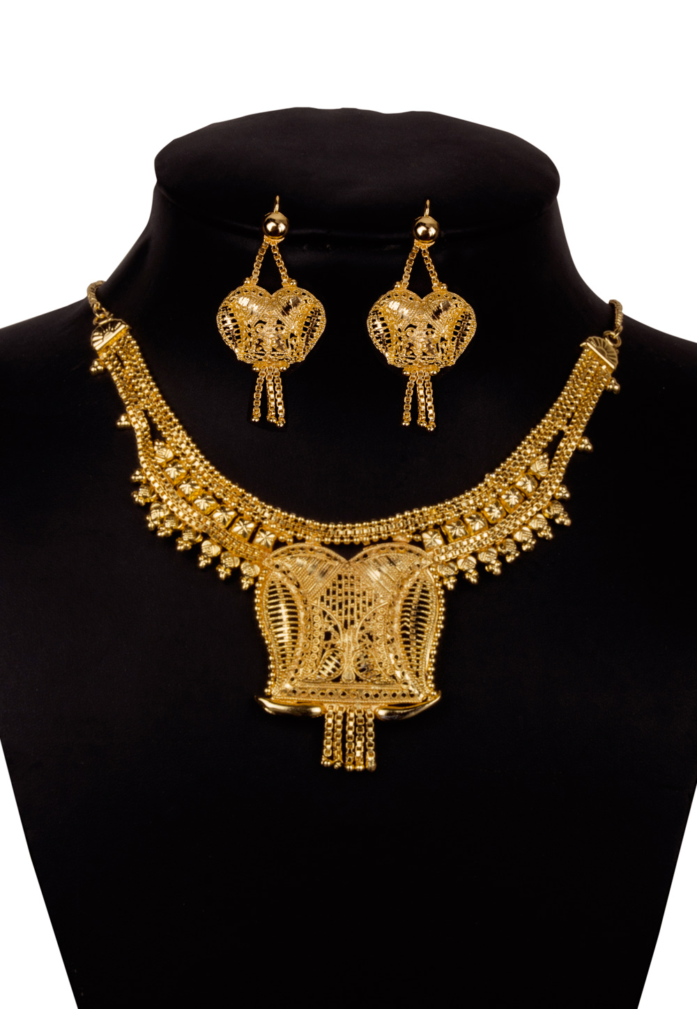 Golden Alloy Kundan Necklace With Earrings 156252