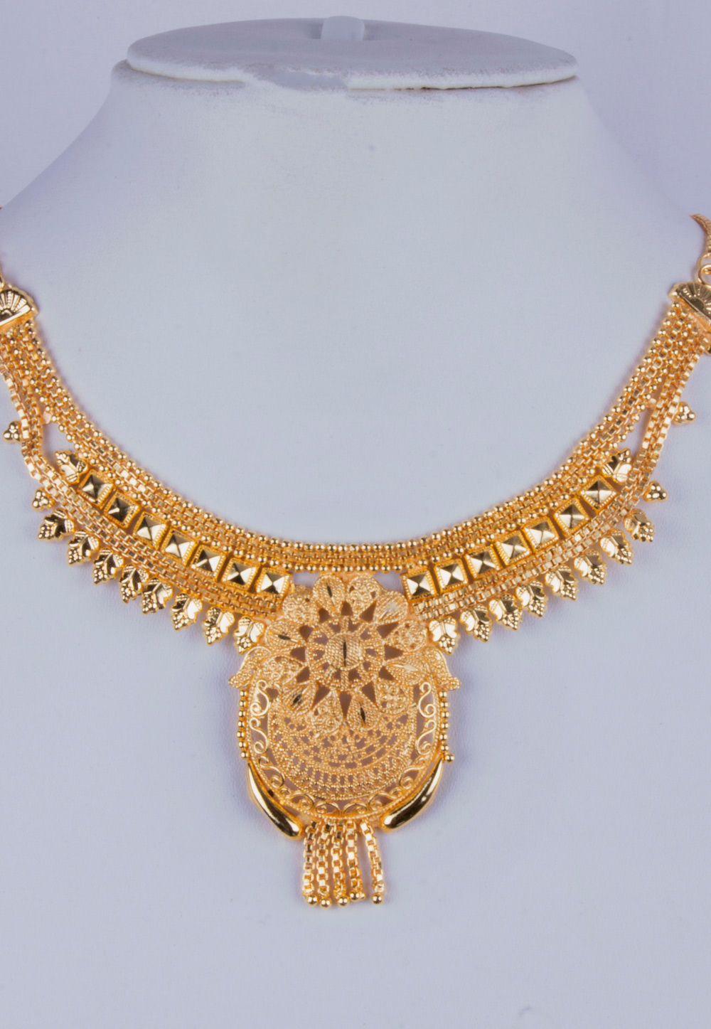 Golden Alloy Necklace With Earrings 157112