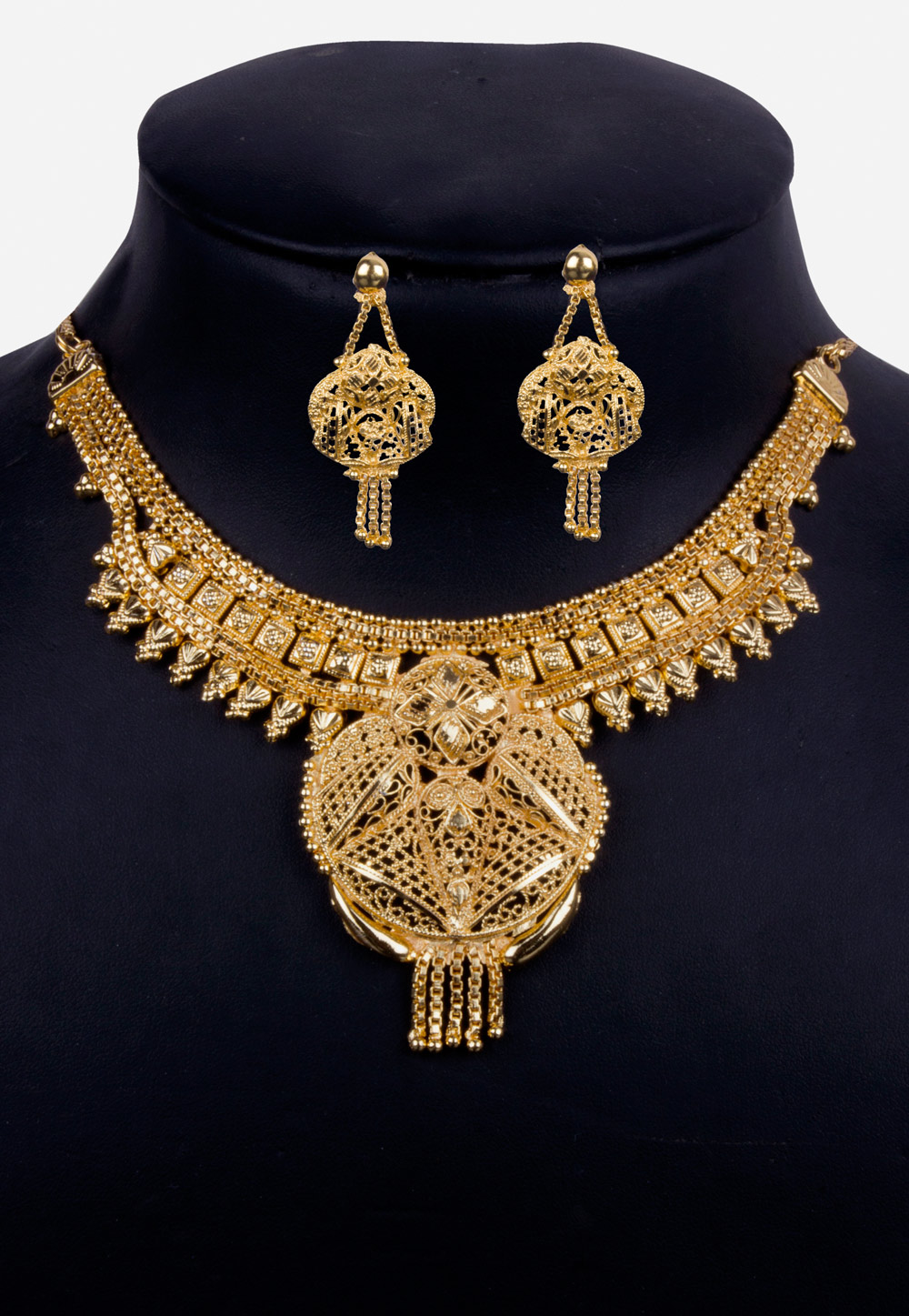 Golden Alloy Necklace With Earrings 157114