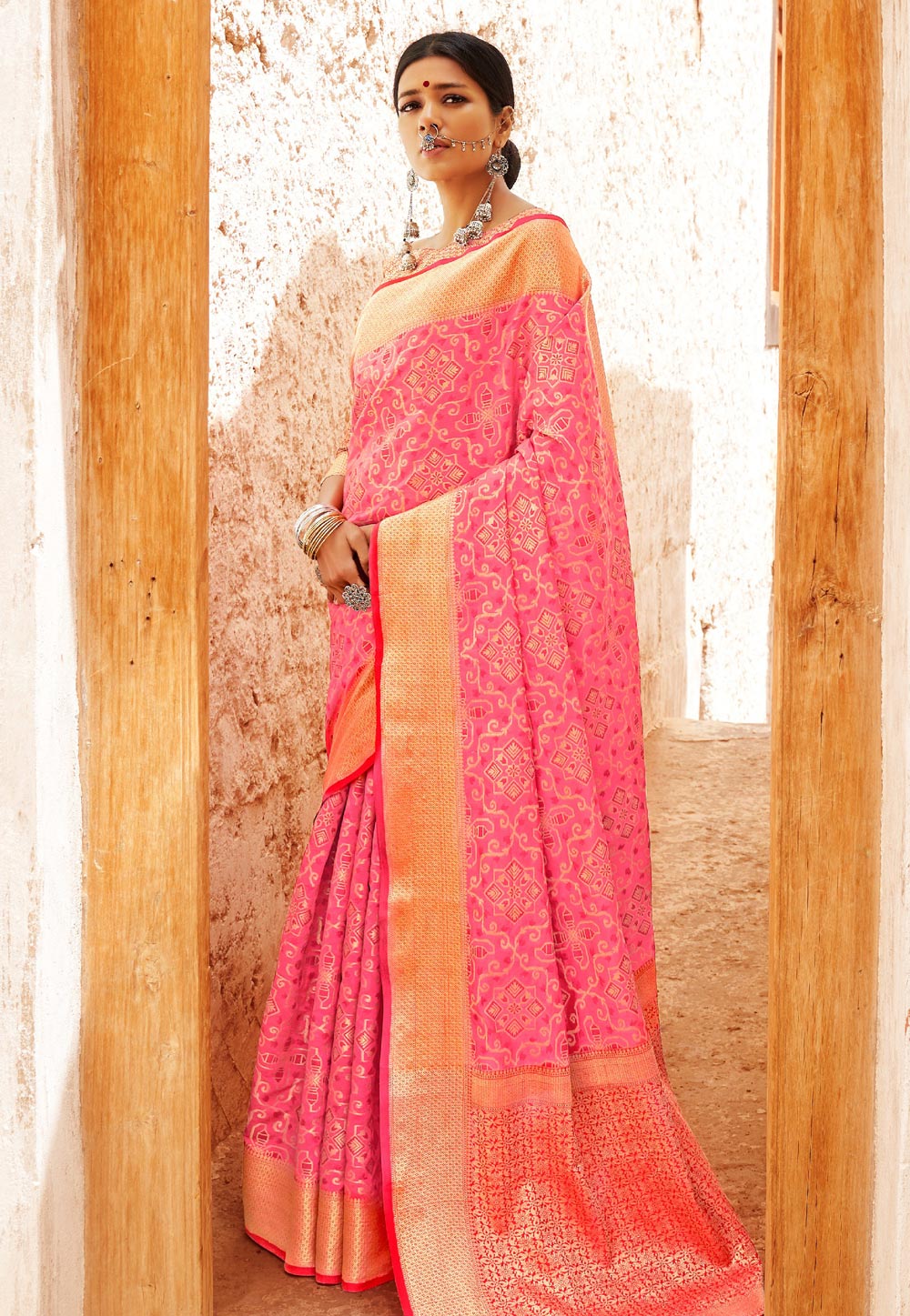 Pink Patola Silk Saree With Blouse 180277
