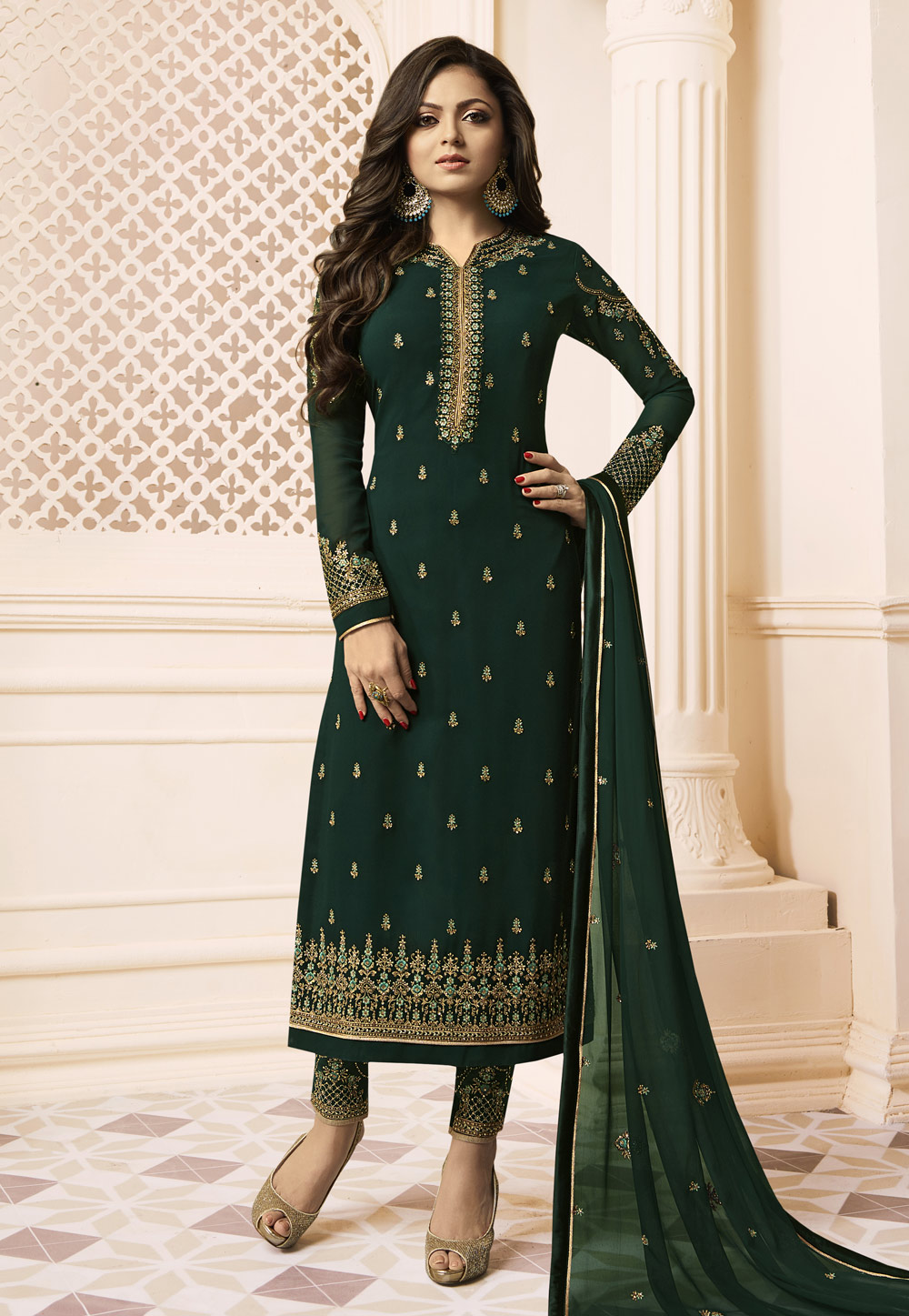 Drashti Dhami Green Satin Pakistani Style Suit 161559