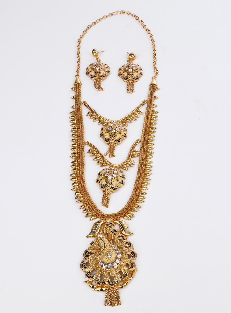 Golden Brass Necklace With Earrings 153180