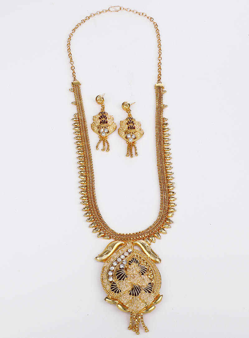 Golden Brass Necklace With Earrings 153181
