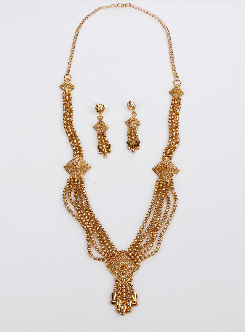 Golden Brass Necklace With Earrings 153185