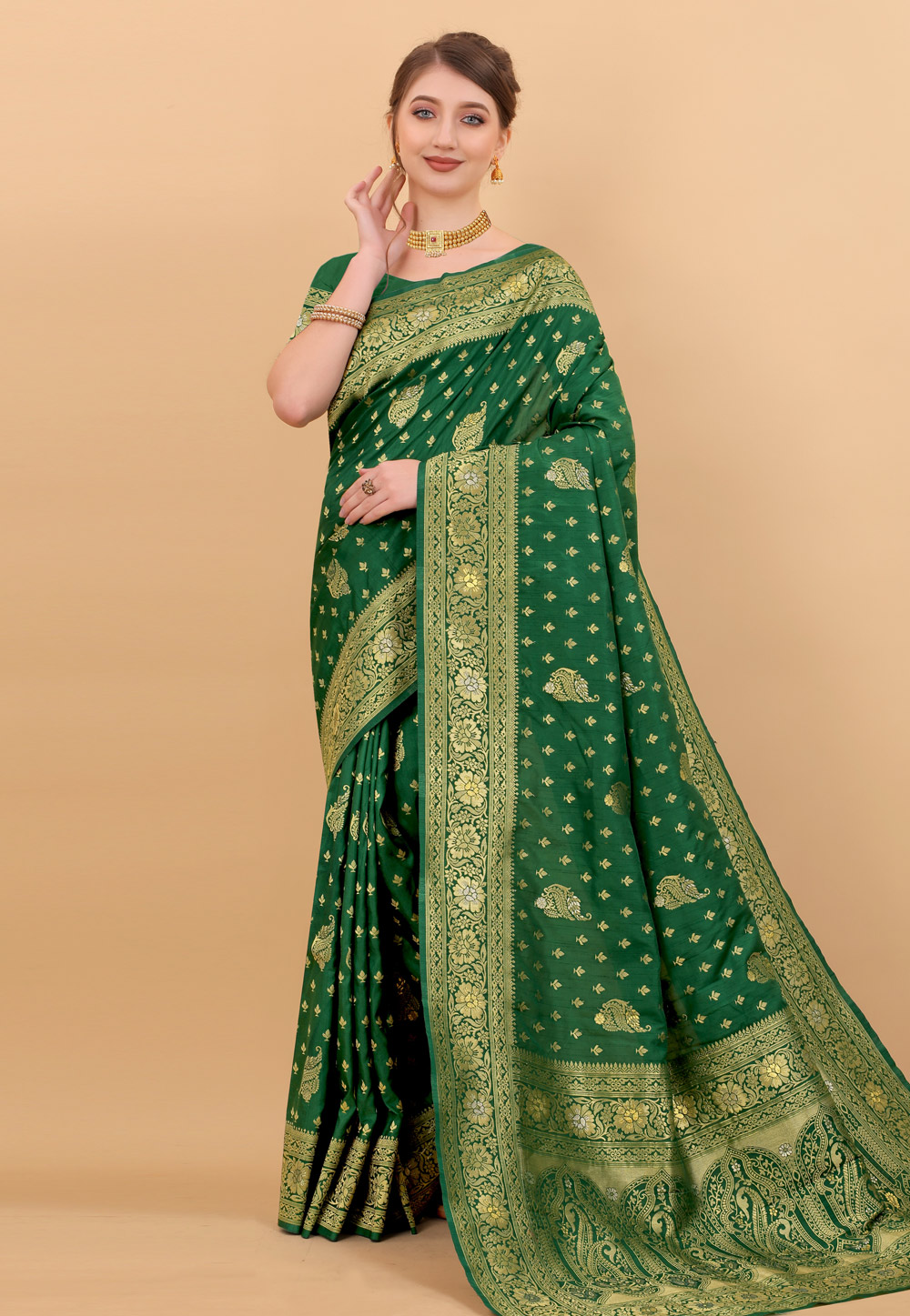 Green Silk Saree With Blouse 244836