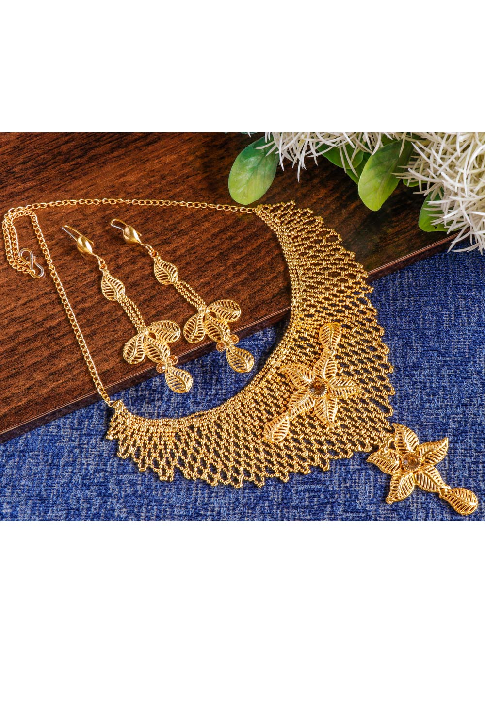 Golden Alloy Necklace Set With Earrings 216417