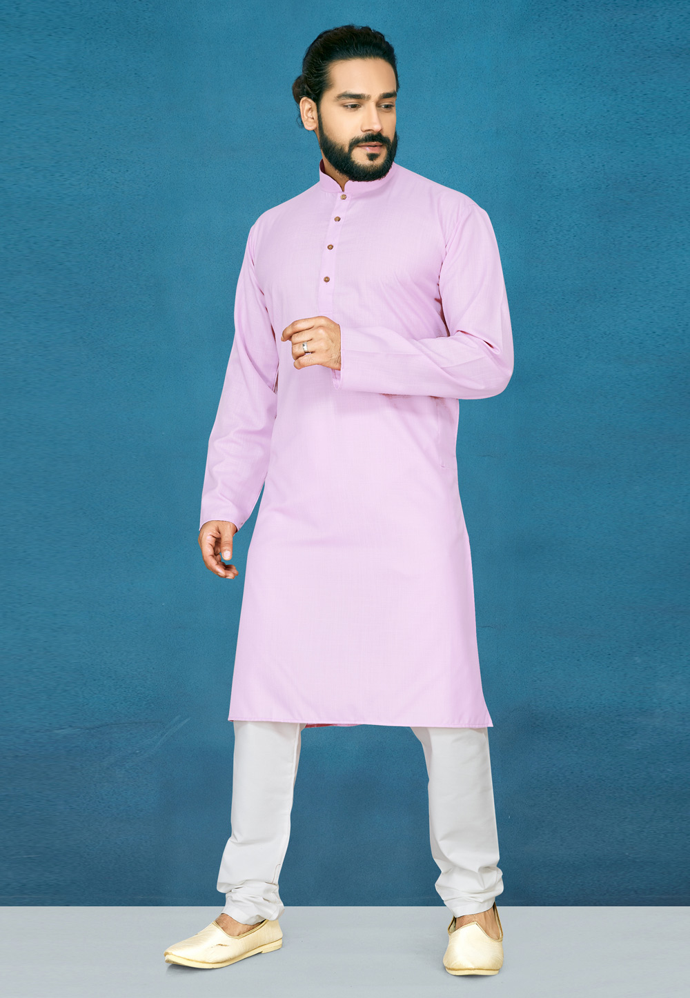 Light Pink Cotton Readymade Kurta Pajama 204235