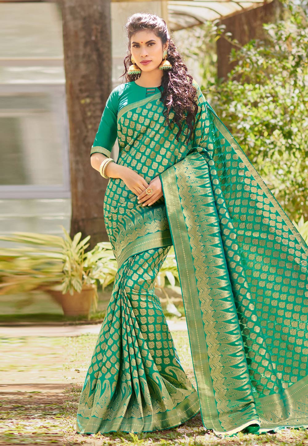 Green Silk Saree With Blouse 205292