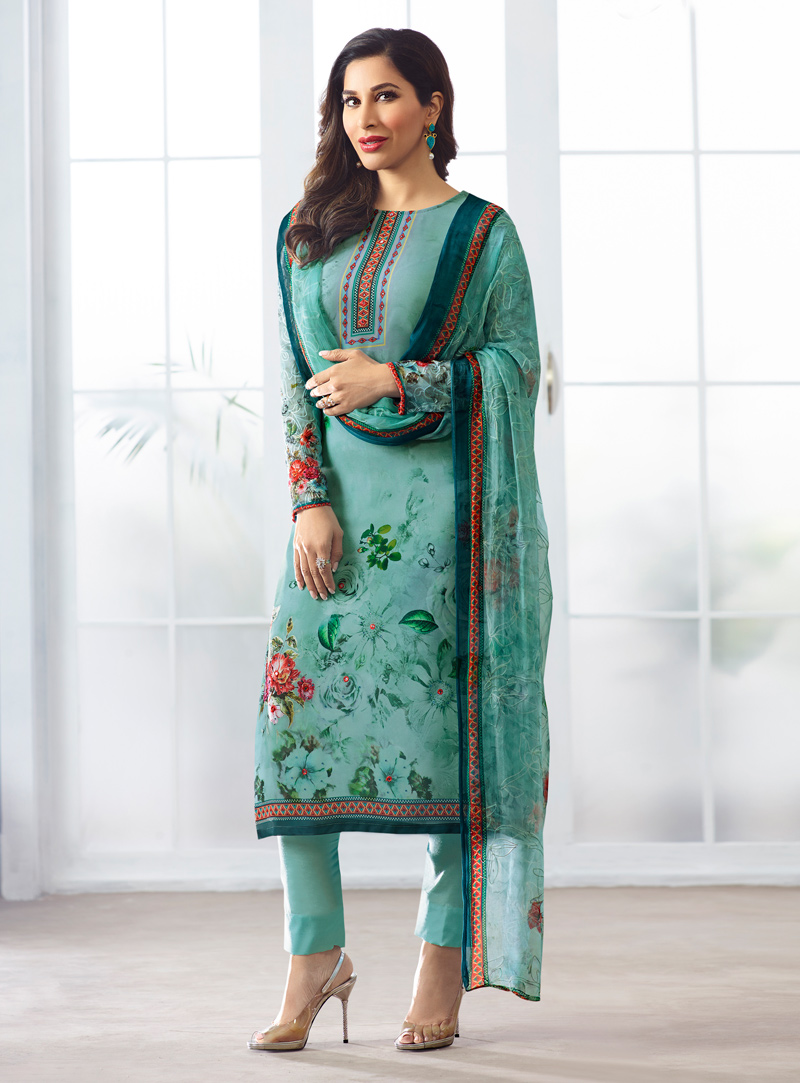 Sophie Choudry Light Blue Georgette Pakistani Style Suit 136922