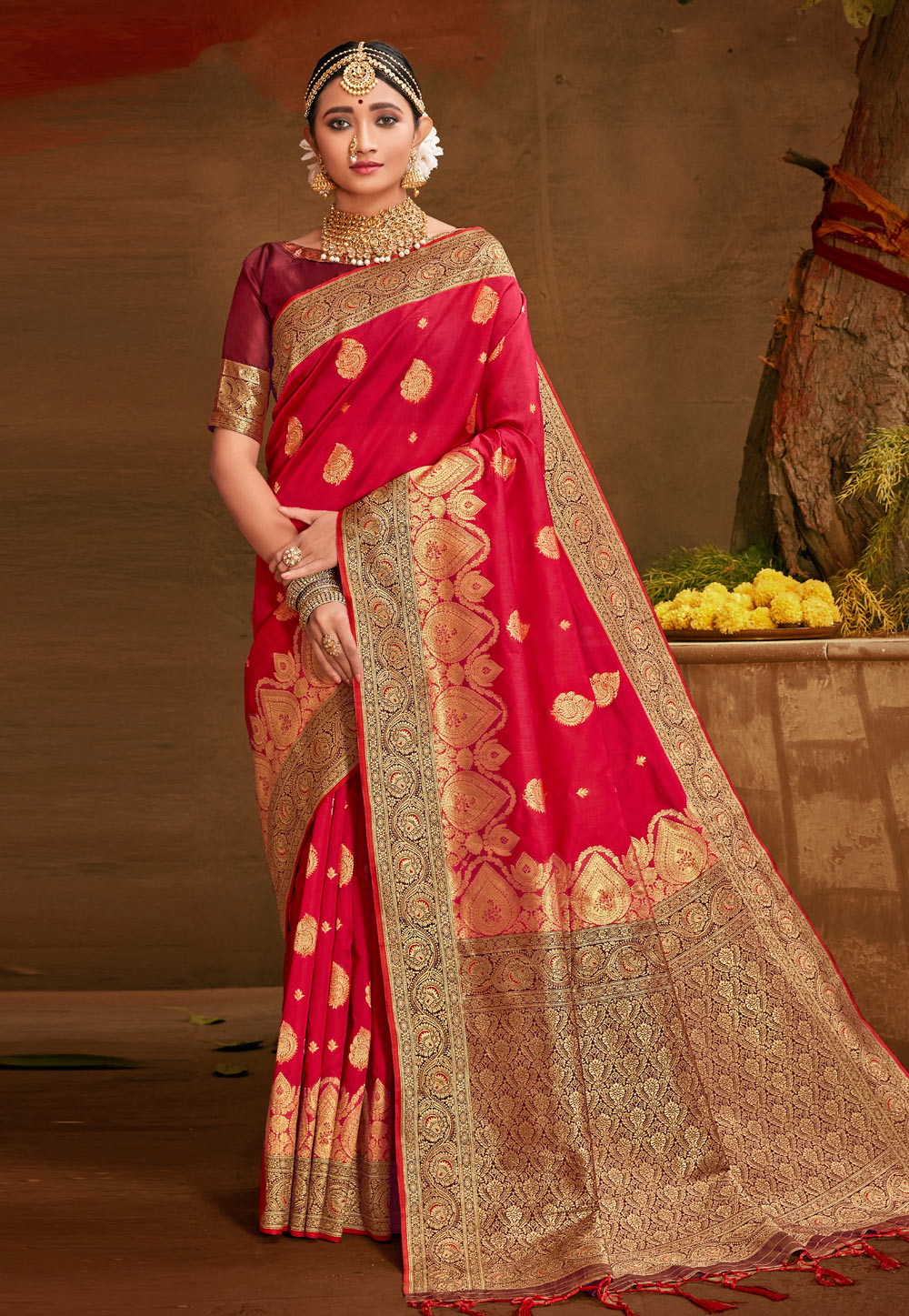Magenta Banarasi Silk Saree With Blouse 225249