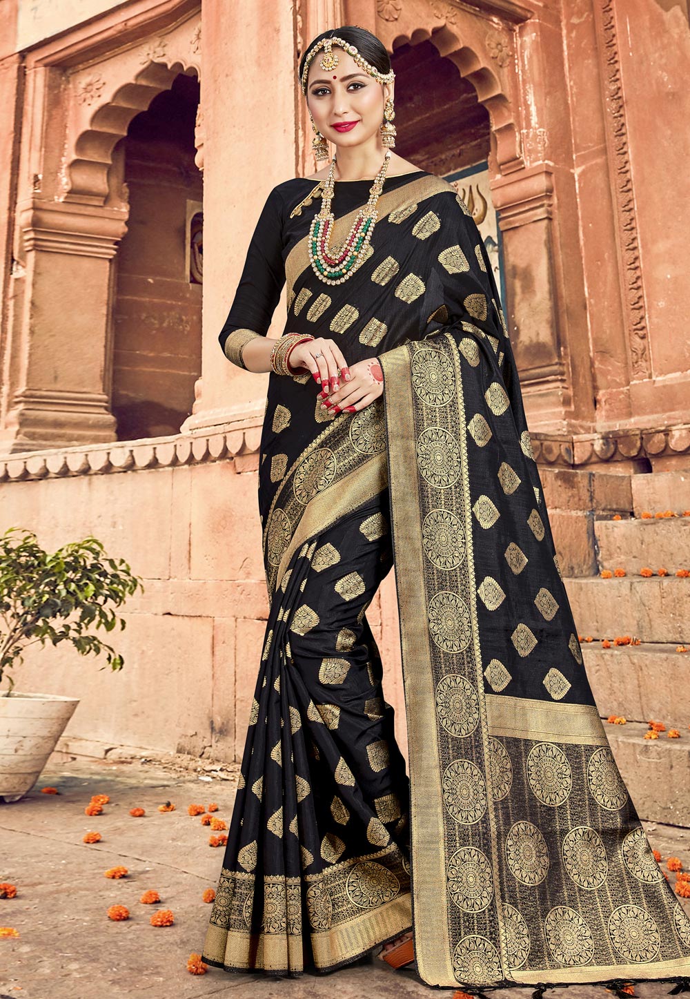Black Banarasi Silk Saree With Blouse 230749