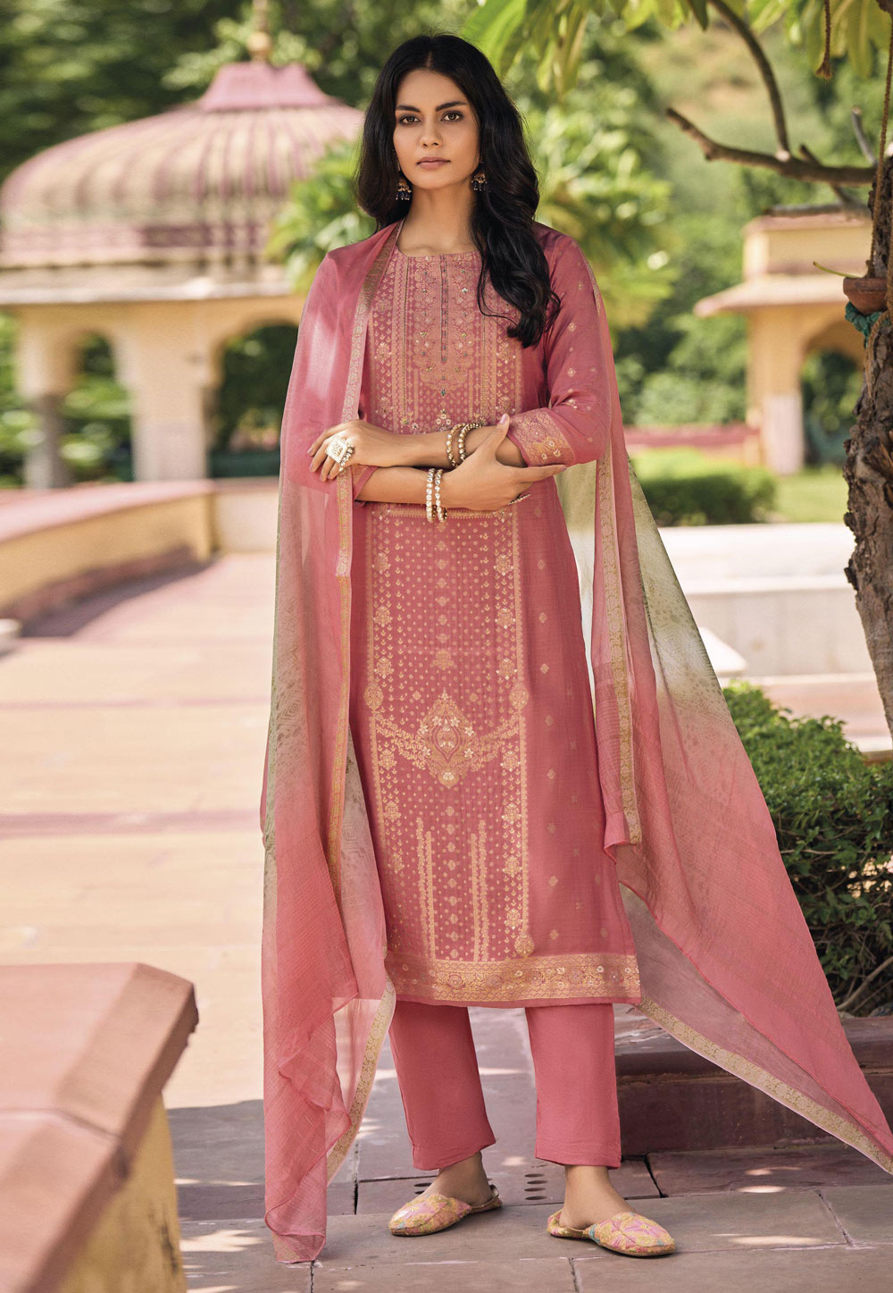 Pink Silk Pakistani Suit 252487