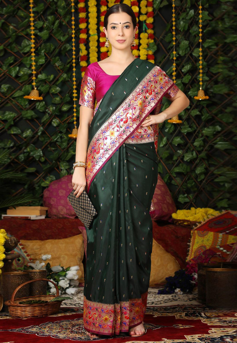 Green Banarasi Silk Saree With Blouse 255186