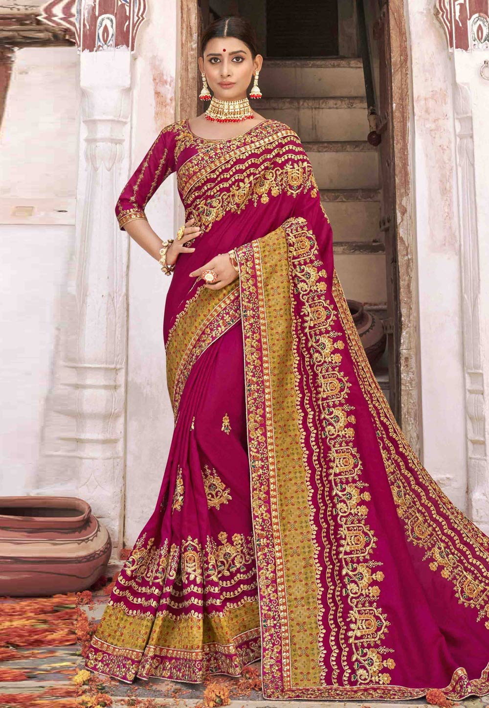 Magenta Viscose Saree With Blouse 255198