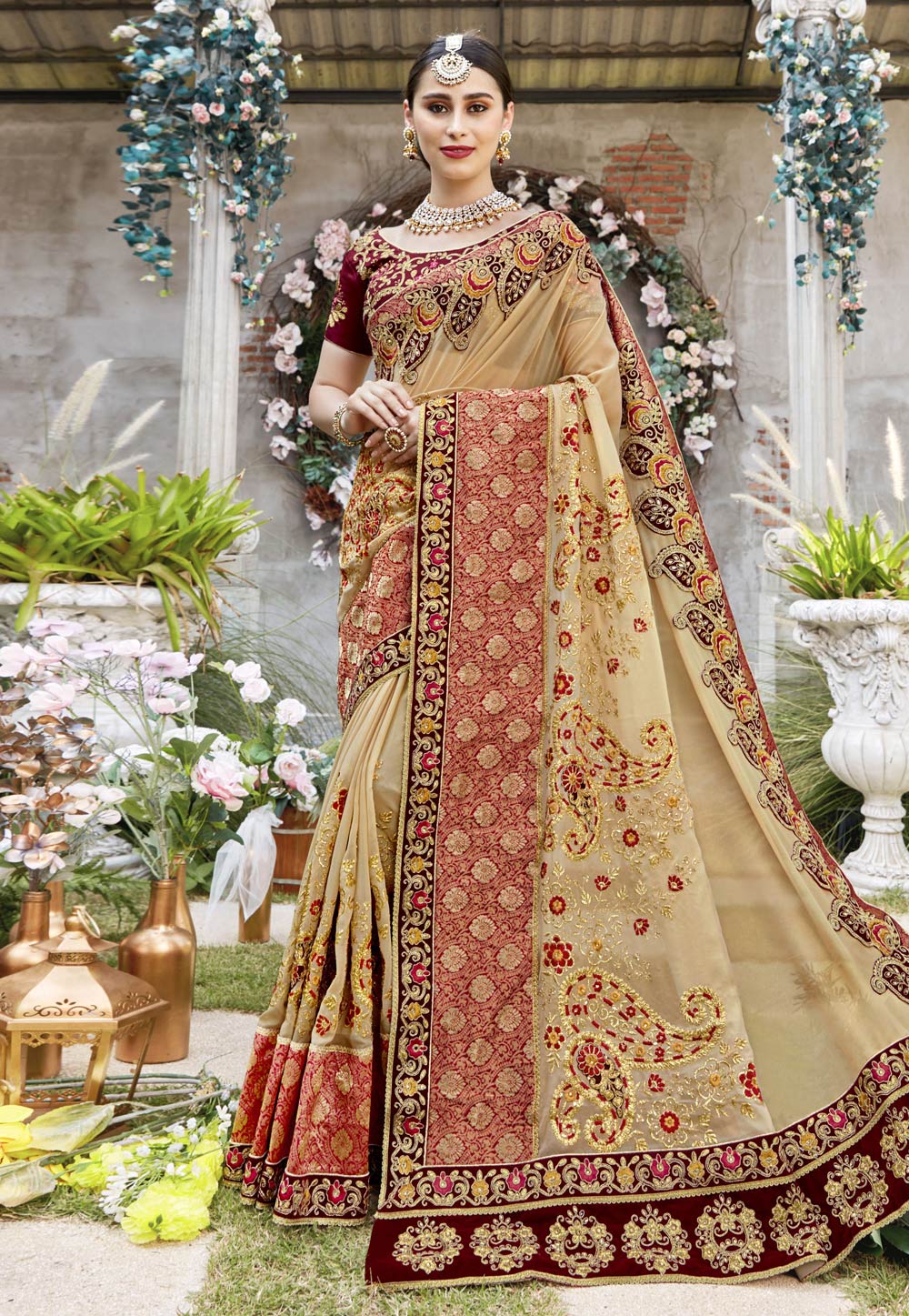 Beige Georgette Saree With Blouse 255572