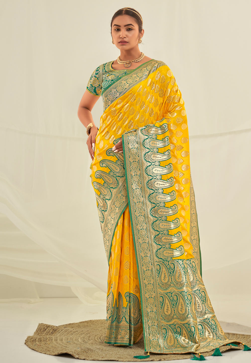 Yellow Banarasi Silk Saree 264282