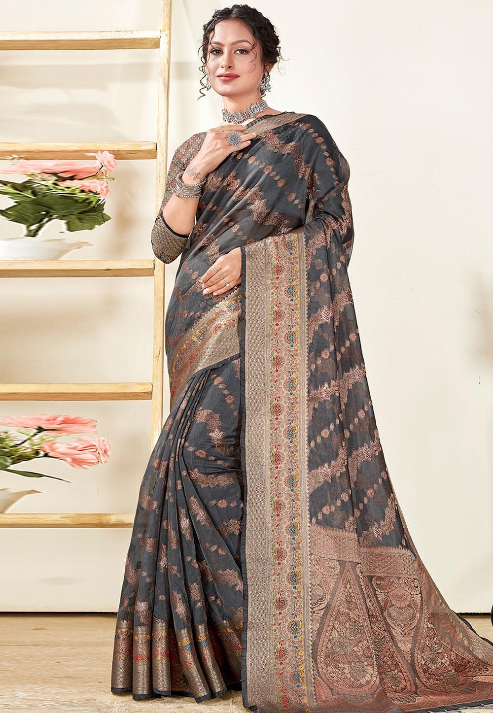 Grey Organza Saree With Blouse 265340