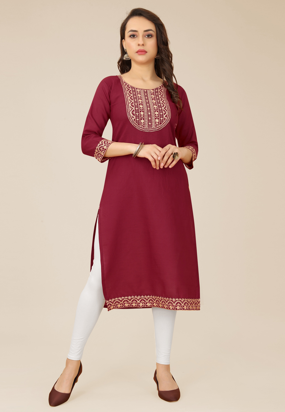 Buy online Maroon Printed Straight Kurti from Kurta Kurtis for Women by  Anubhutee for ₹499 at 71% off | 2024 Limeroad.com