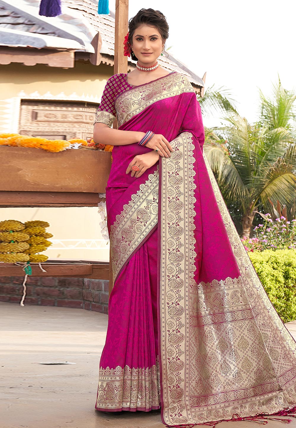Magenta Banarasi Silk Saree 267158