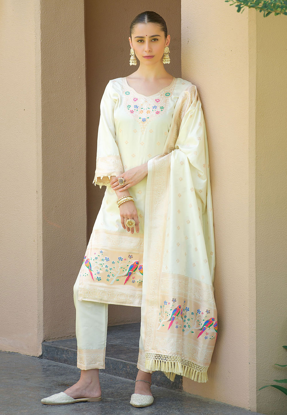 Off White Banarasi Silk Pakistani Suit 269106