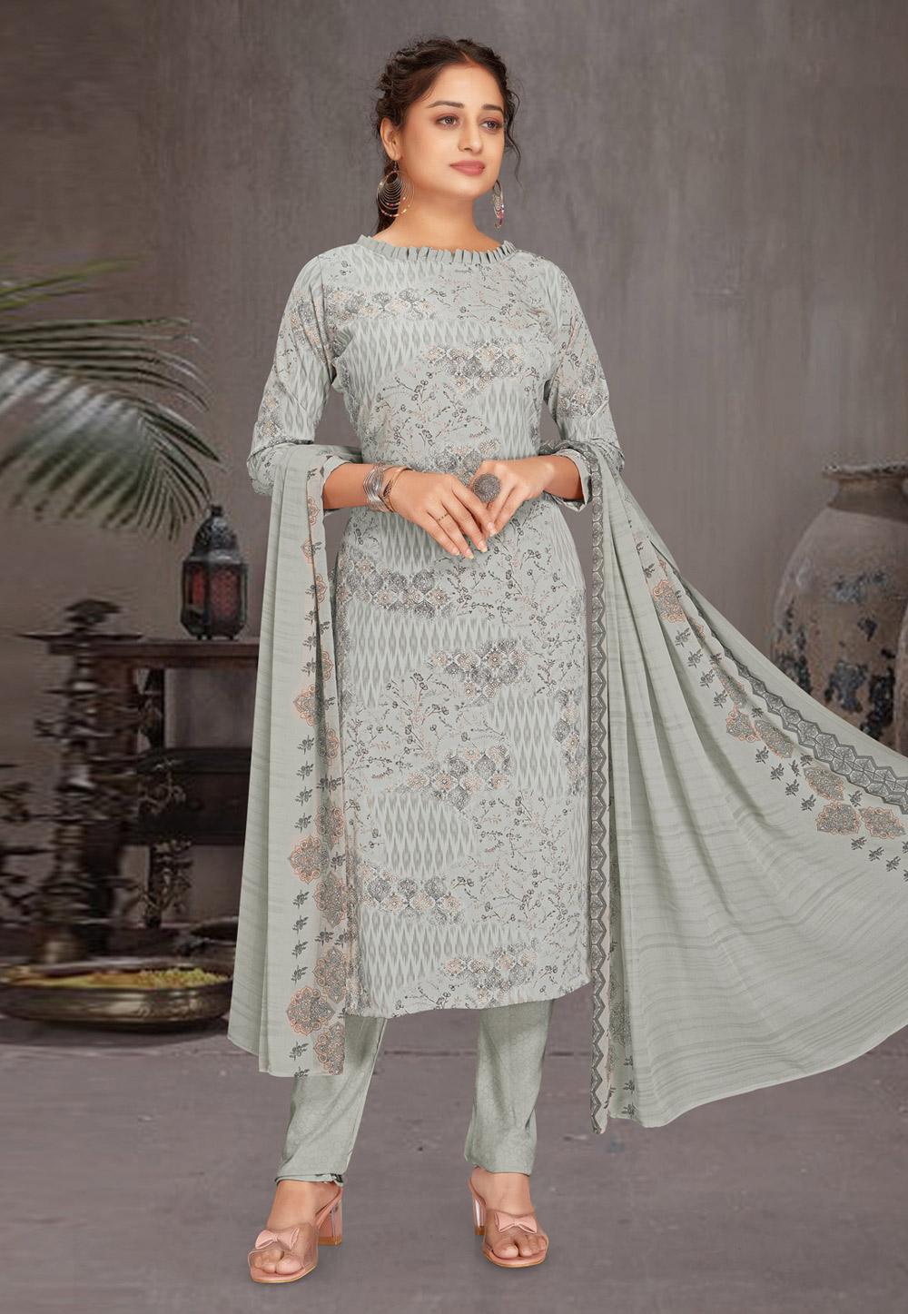 Grey Crepe Pakistani Suit 271625