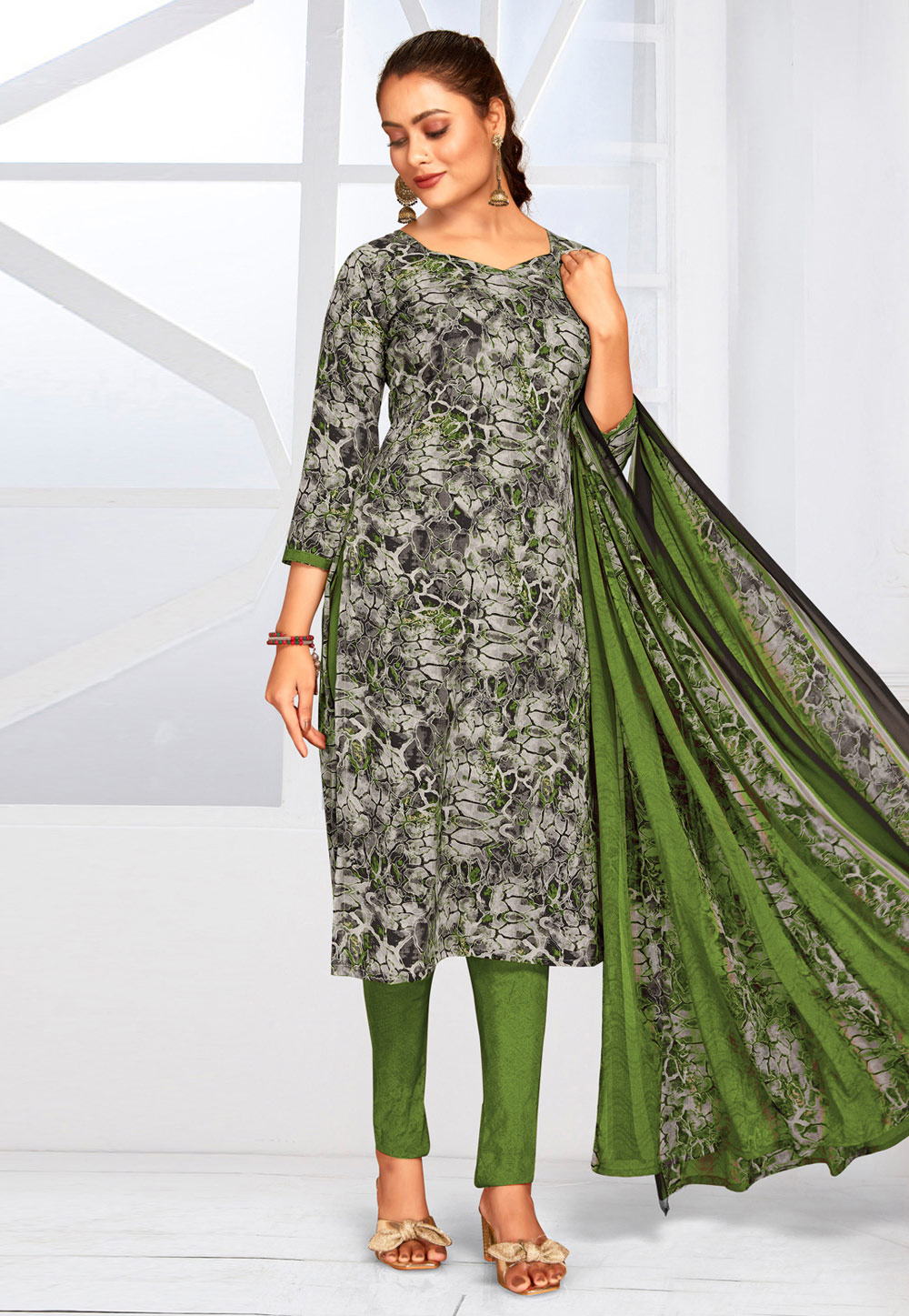 Grey Crepe Pant Style Suit 271636