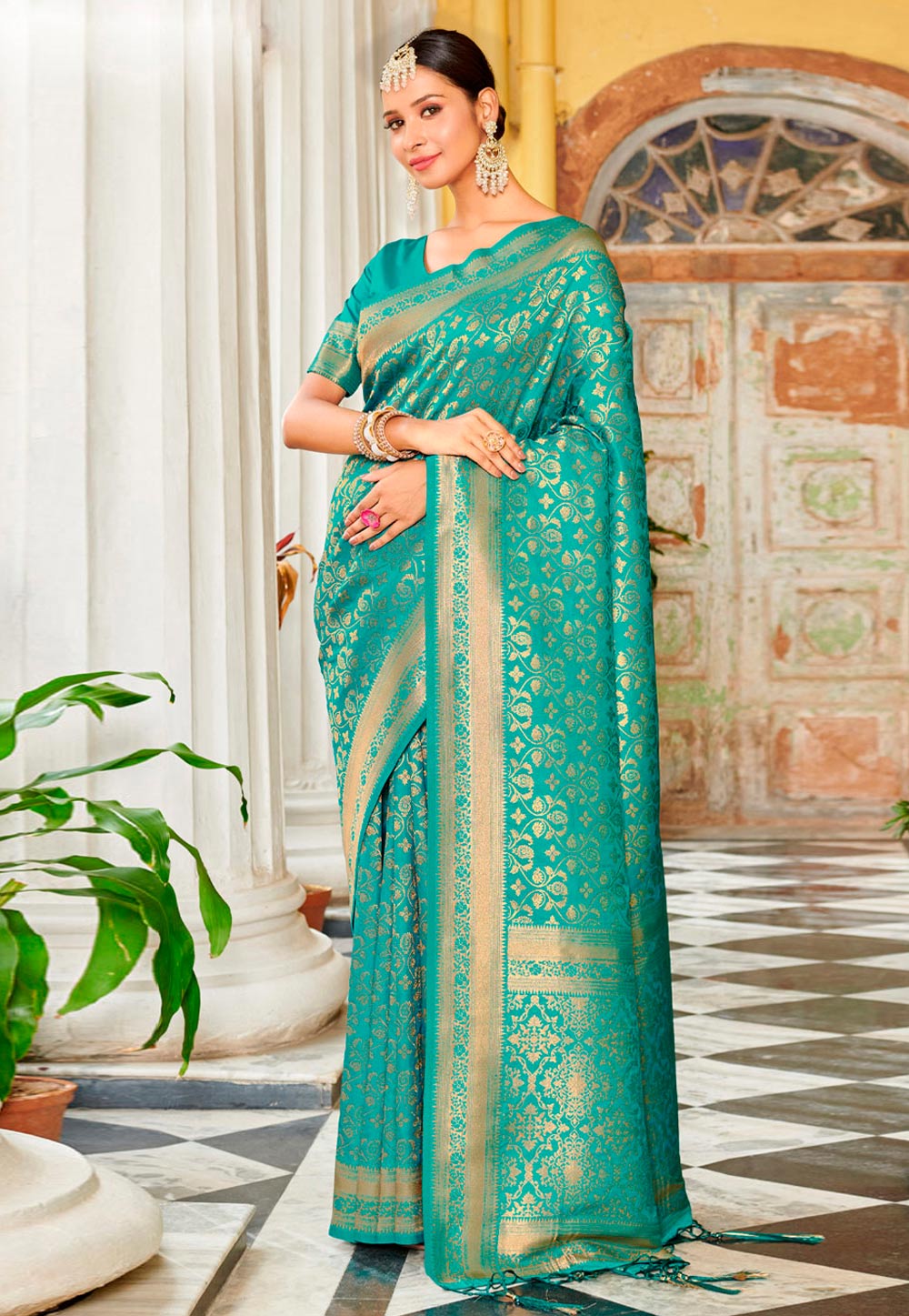 Sea Green Banarasi Silk Saree With Blouse 273486
