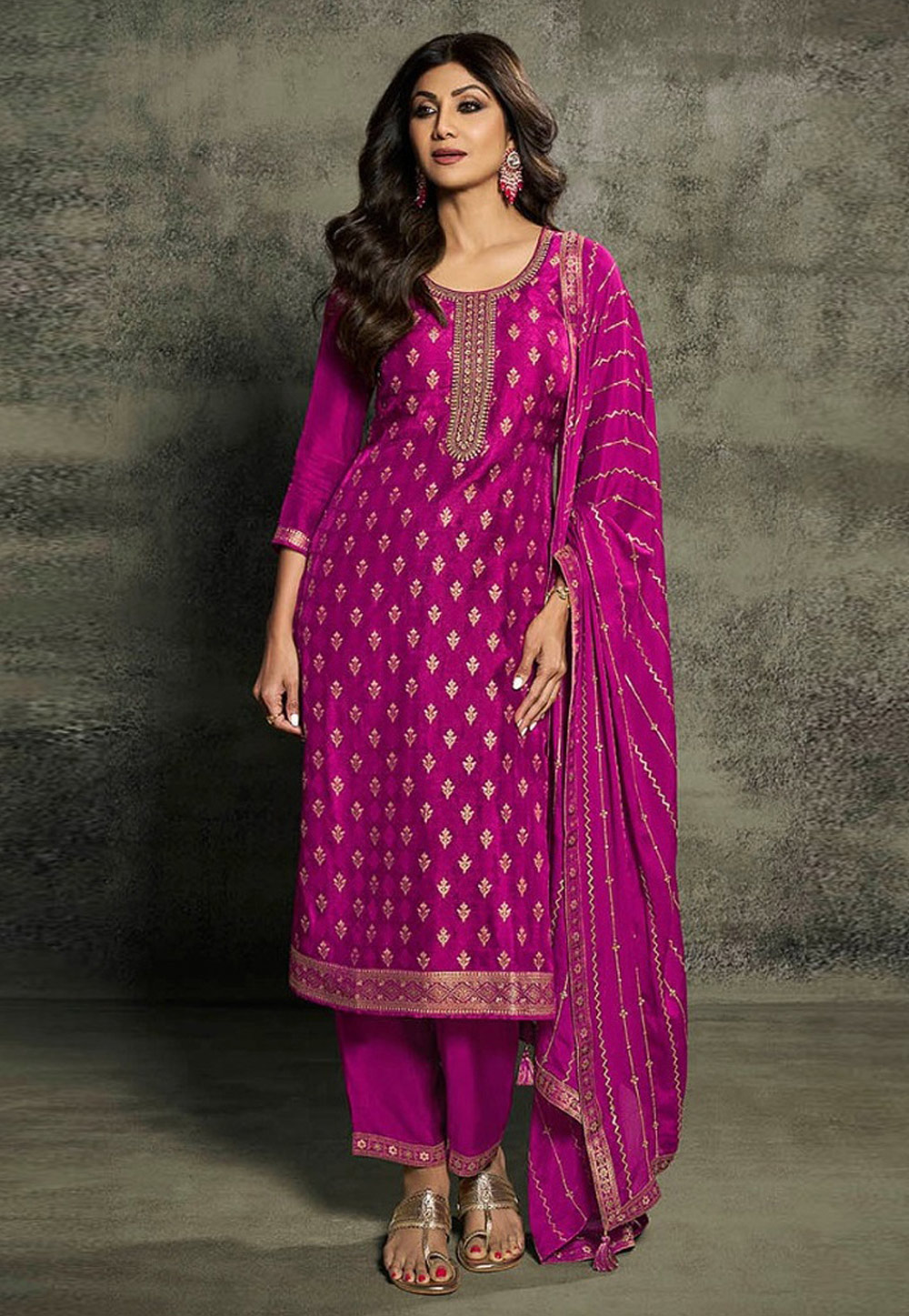 Shilpa Shetty Purple Jacquard Silk Pakistani Suit 276997