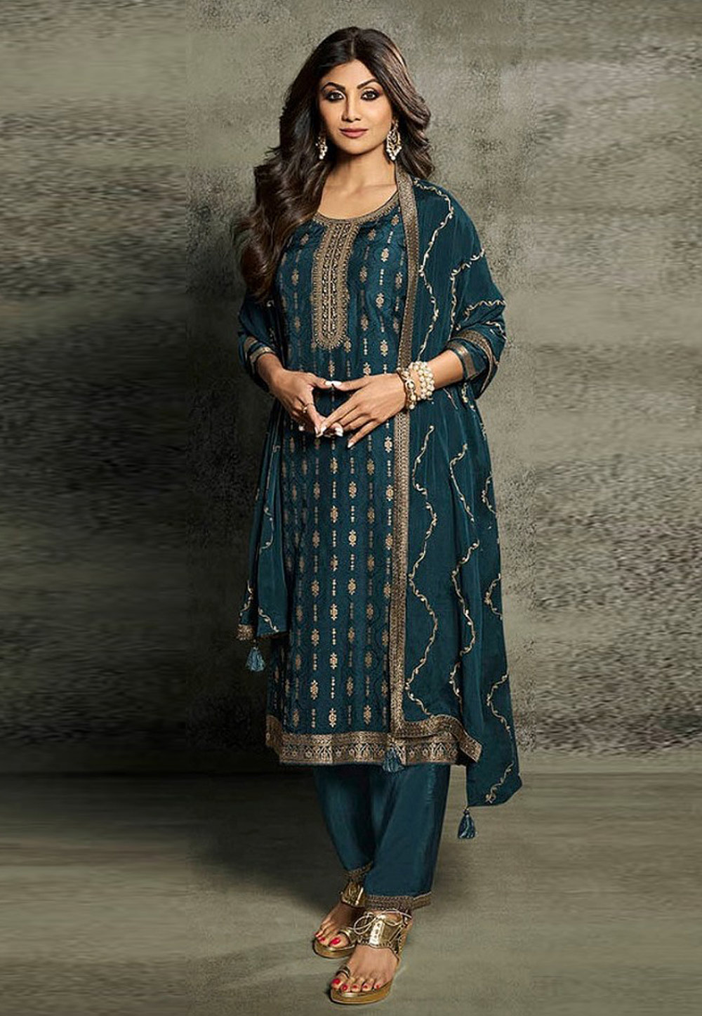 Shilpa Shetty Teal Jacquard Silk Straight Suit 276998