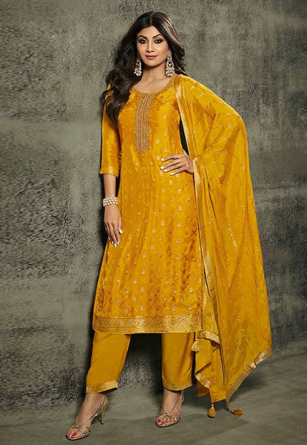 Shilpa Shetty Mustard Jacquard Silk Pakistani Suit 277000