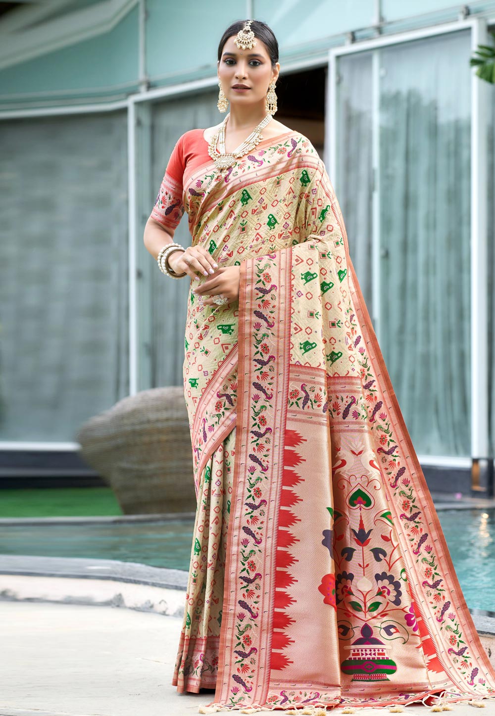 Beige Banarasi Silk Saree With Blouse 278785
