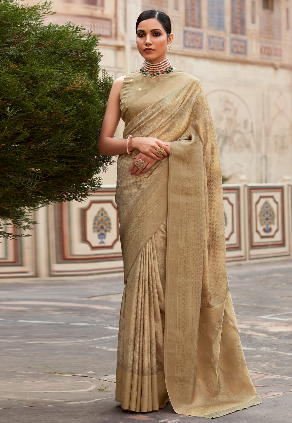 Beige Crepe Silk Saree With Blouse 278943