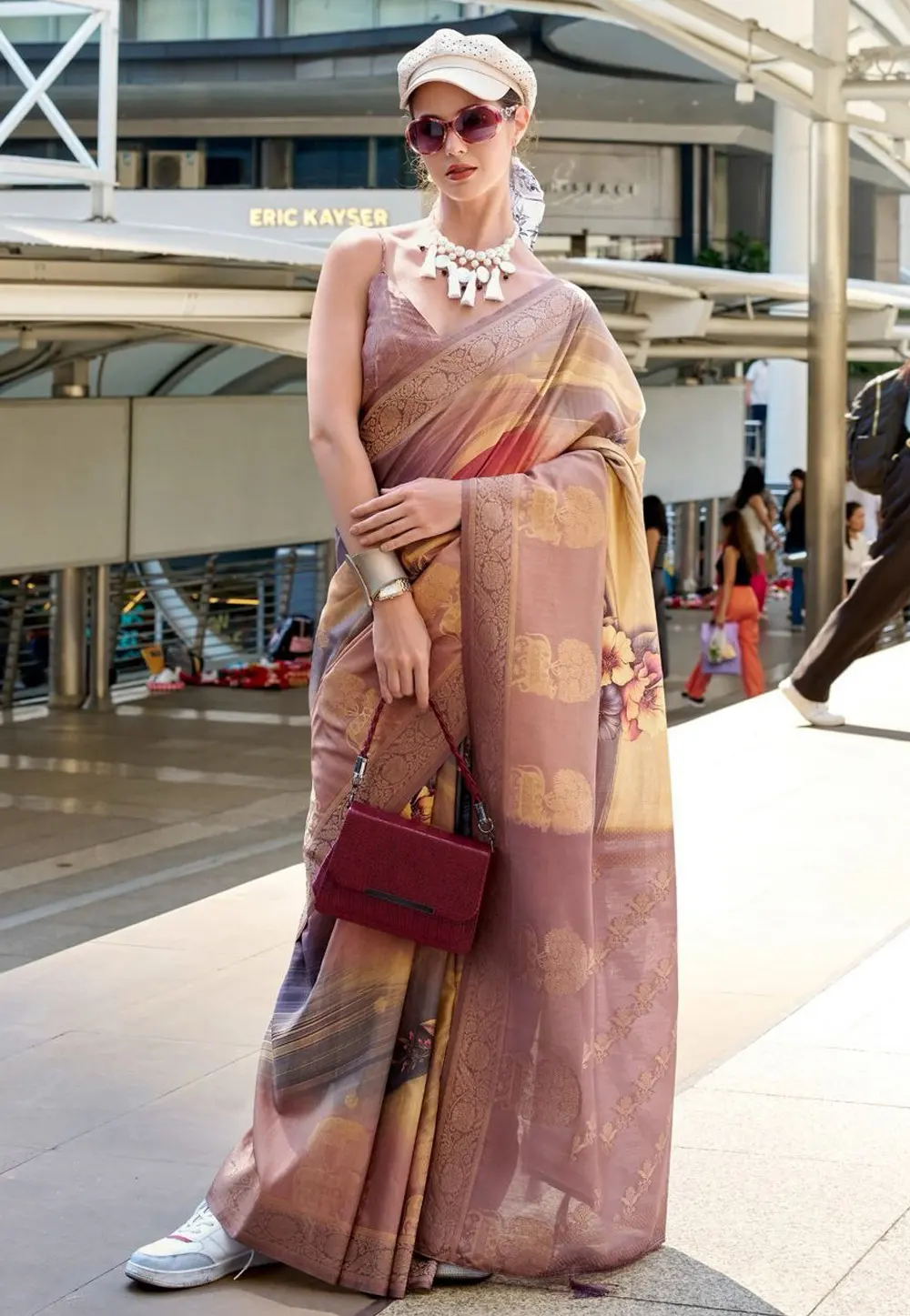 Beige Silk Saree With Blouse 302688