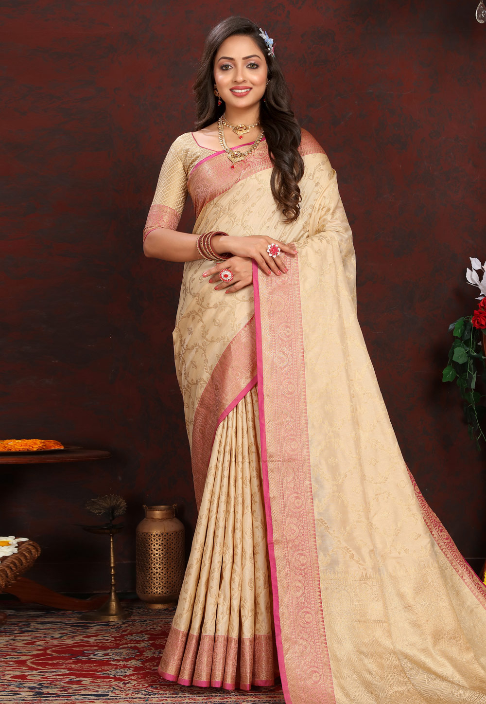 Beige Silk Saree With Blouse 286295