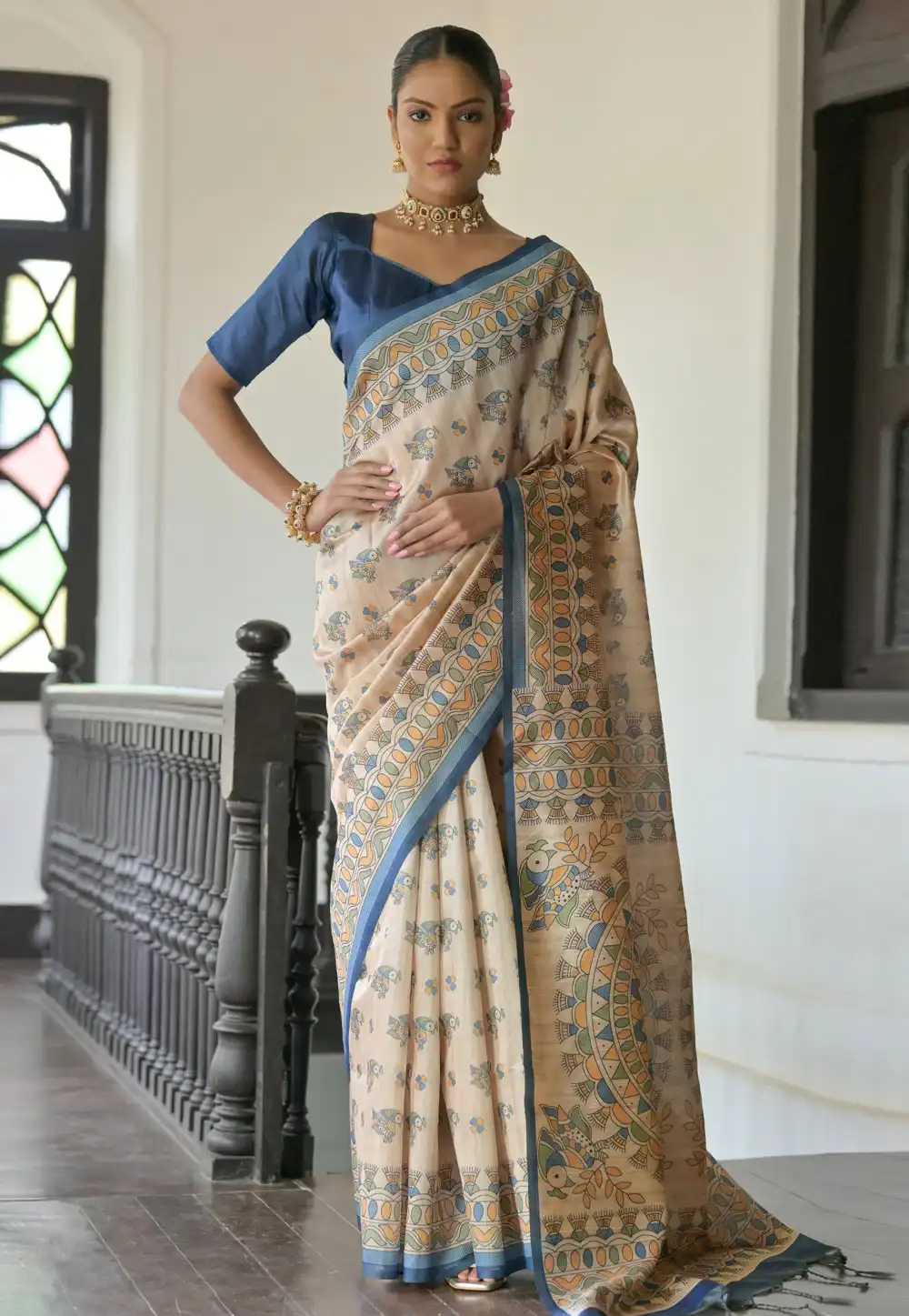 Beige Tussar Silk Saree With Blouse 291574