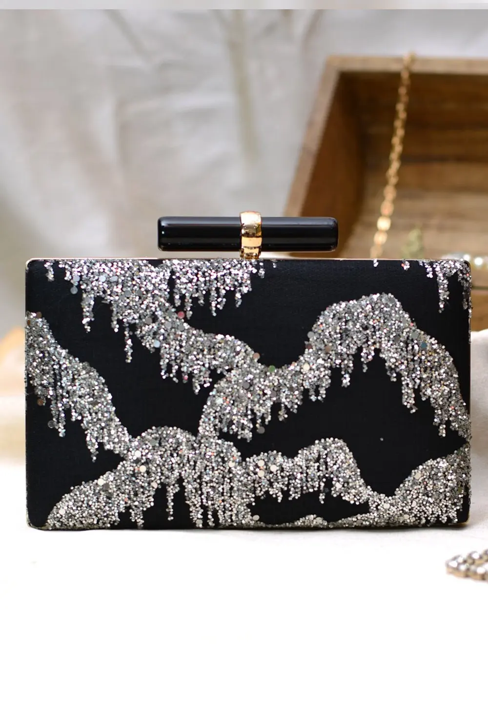 Black Art Silk Clutch 300951