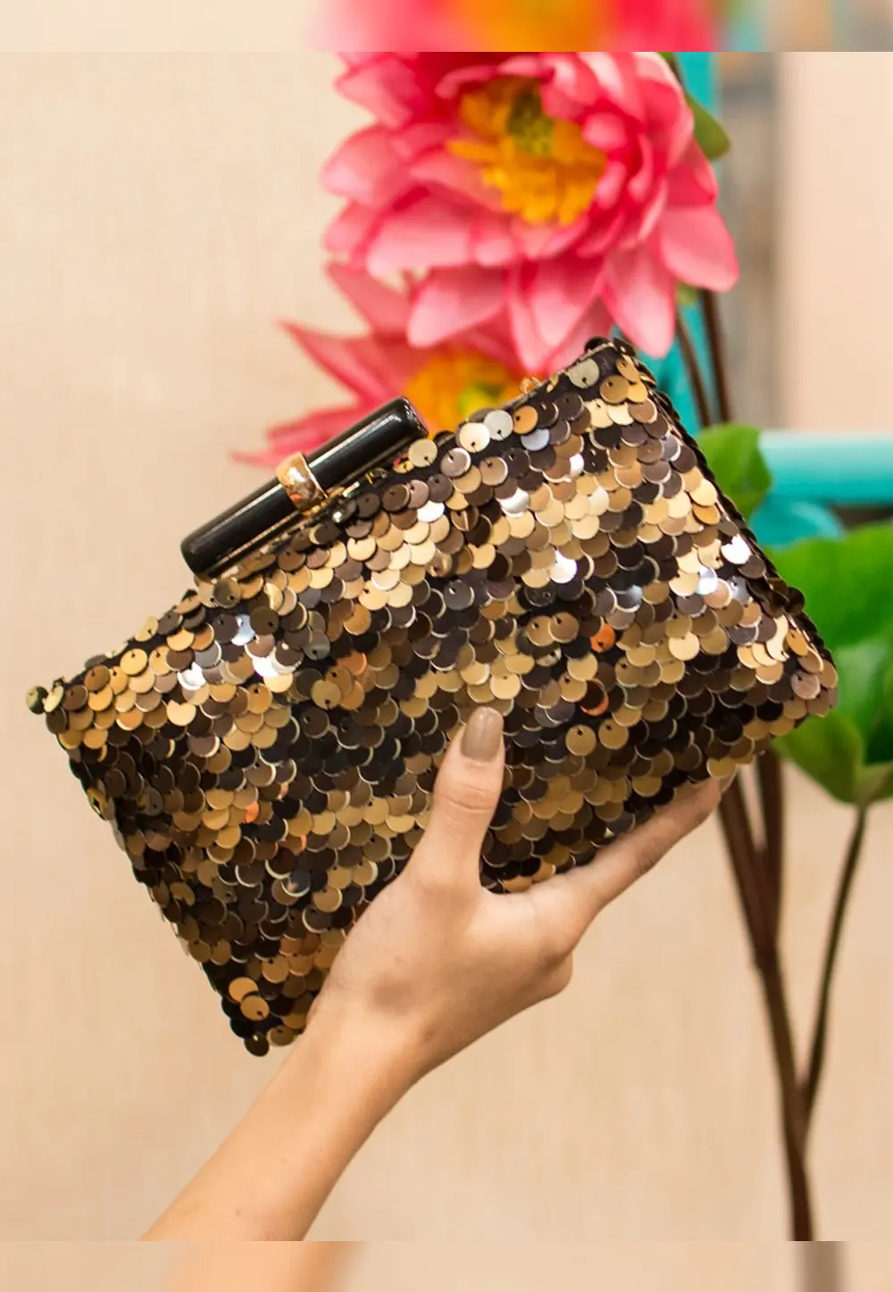 Black Art Silk Clutch 300971