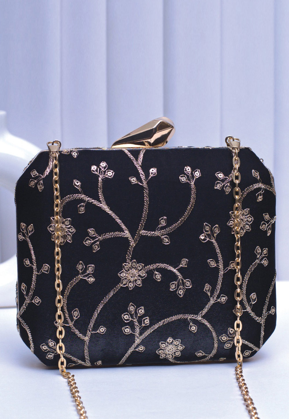 Black Art Silk Clutch 305940